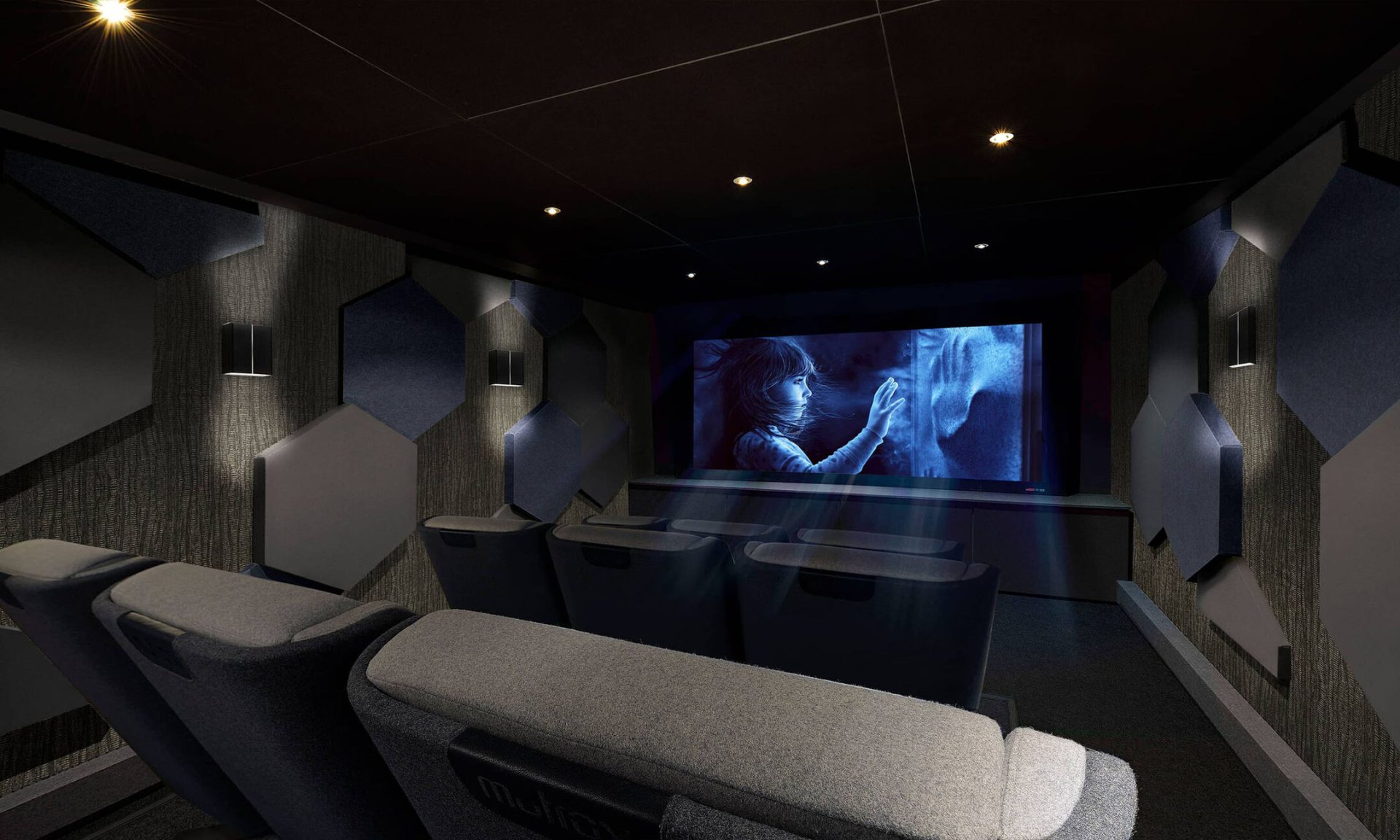 custom-theater_hero_mainbanner-desktop